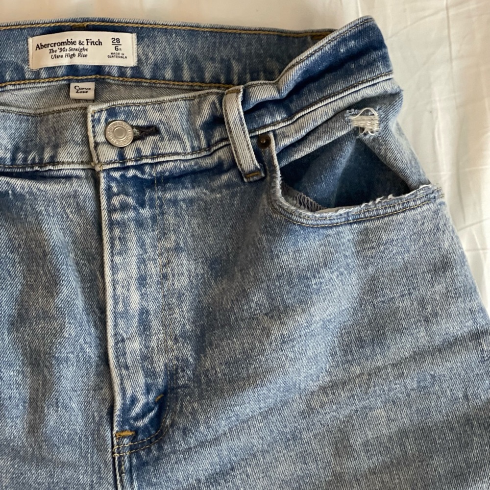 90s Straight Ultra High Rise Jeans